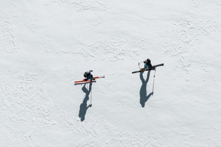 Ski de randonnée, avec un guide. Ski touring with a guide.