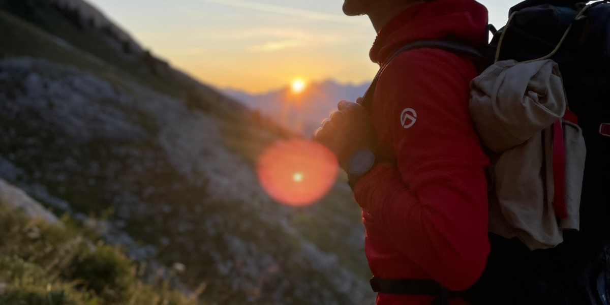 Sac léger bivouac : que mettre dedans ? Lightweight bivouac backpack: what's inside?