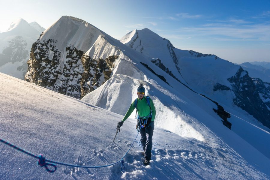 Activités outdoor : Alpinisme. Outdoor activities: Mountaineering / Breithorn-Switzerland.